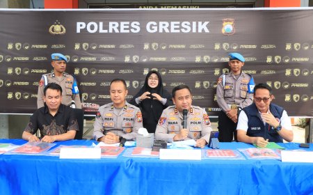 Polres Gresik Bongkar Jaringan Narkoba Amankan 2 Tersangka Pengedar dan 209 Gram Sabu